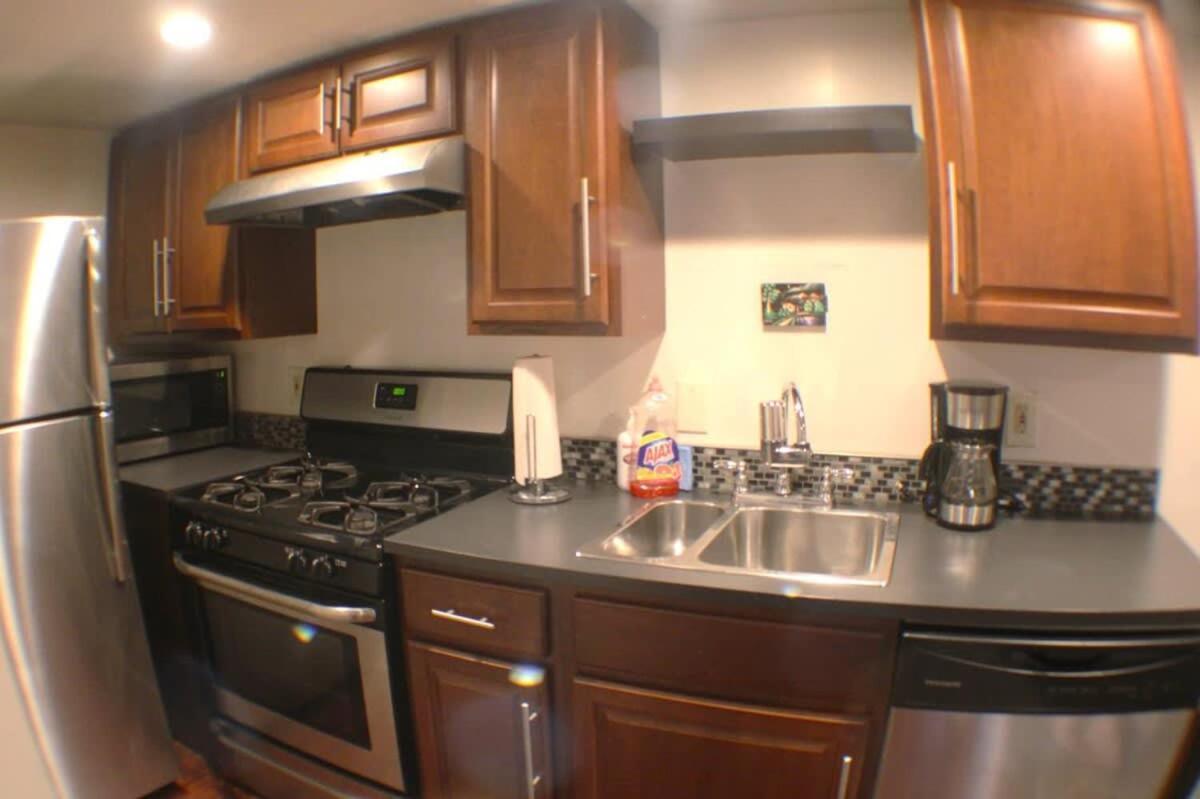 1 Bed Apt - Amazing Location 1 Block To Carson St Pittsburgh Buitenkant foto